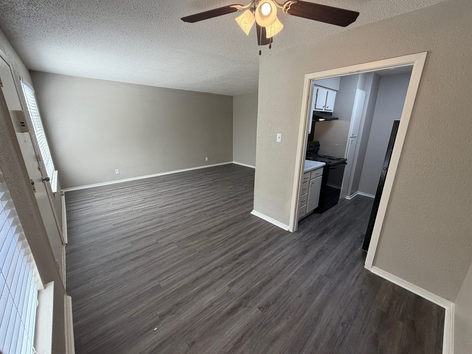 Apartment 105 — photo 7