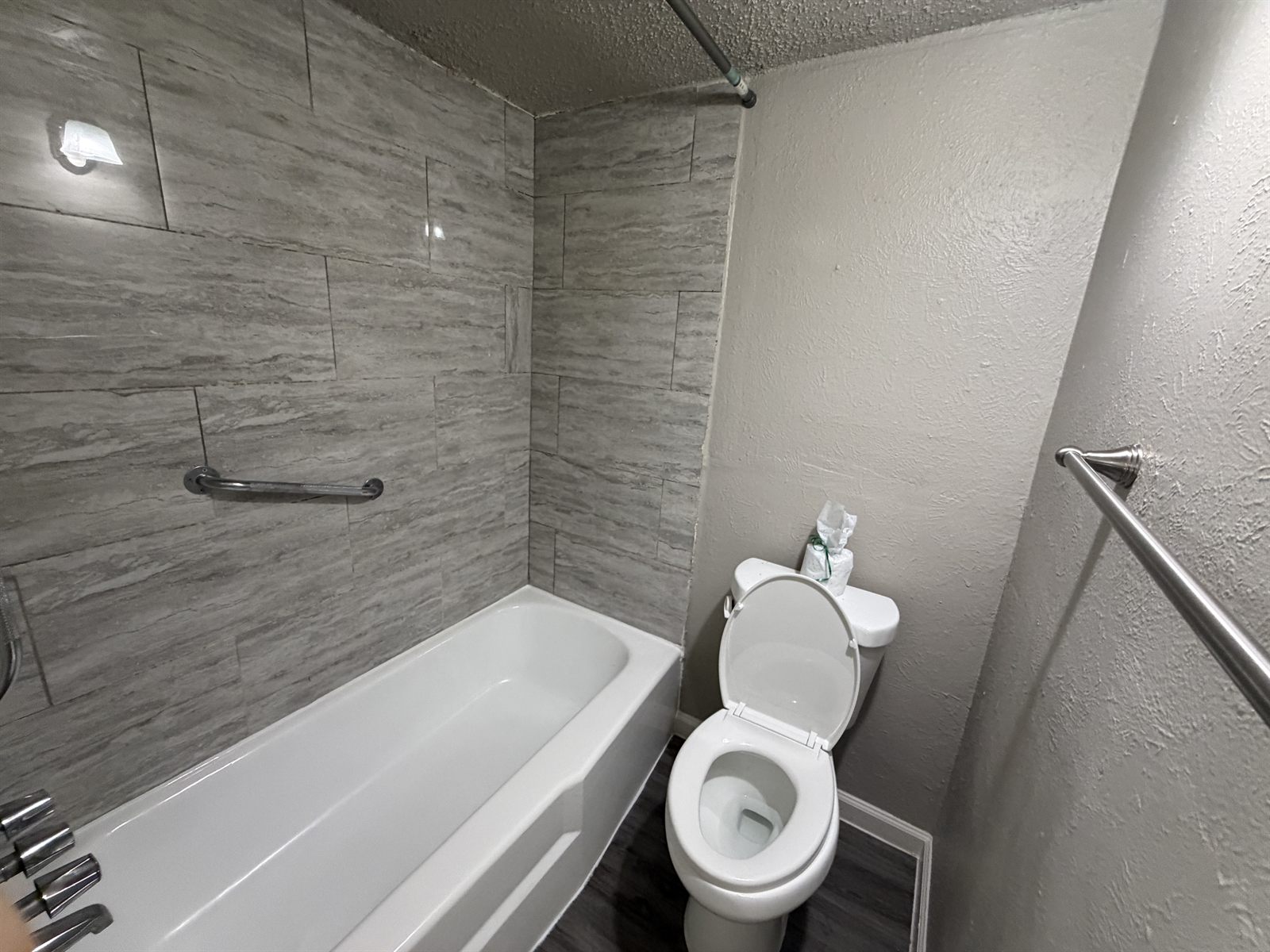 Apartment 119 — photo 4