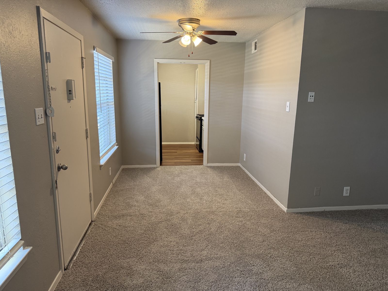 Apartment 215 — photo 6